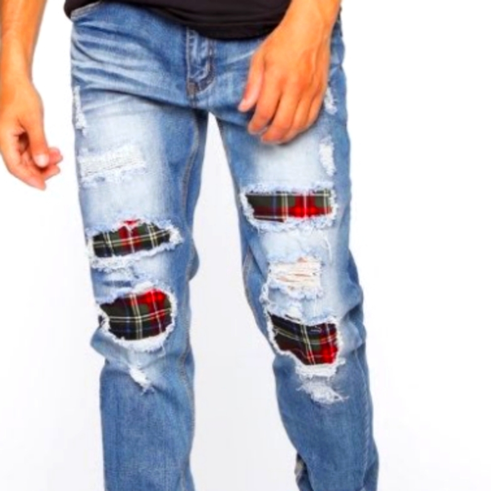 Fashion Nova distressed, plaid, jeans size 42